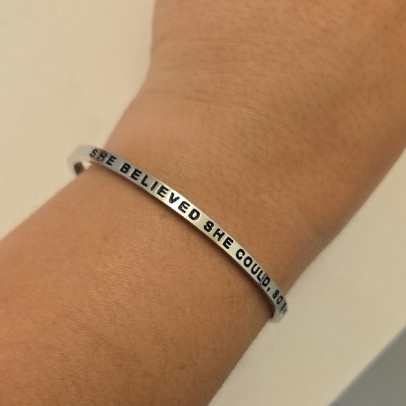 Inspirational Silver Bracelet - Picture 1 of 3